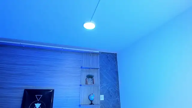 Ivaannaa_'s Live XXX Chat