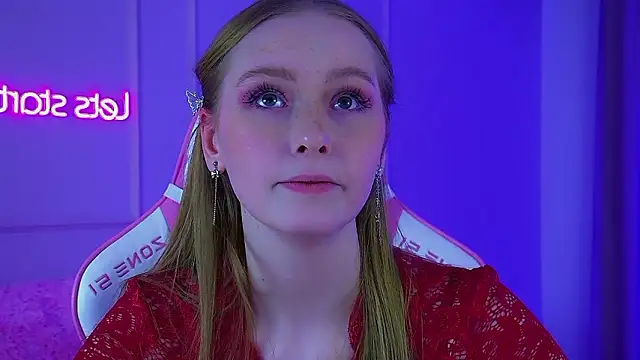 AgataFoxley Show in webcam