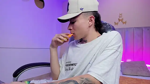 Czat XXX na żywo – Nascary_Fox