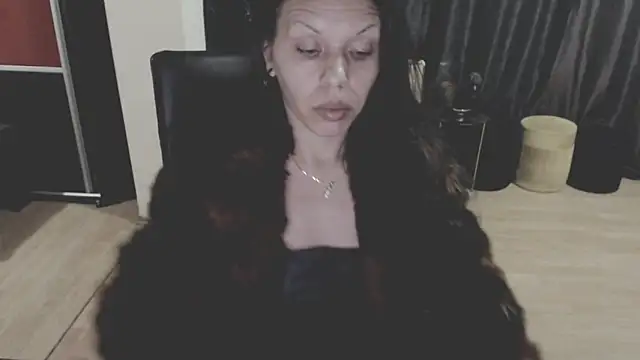 Chat XXX en directo de GoldenSasha