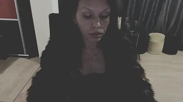 Chat XXX ao vivo de GoldenSasha