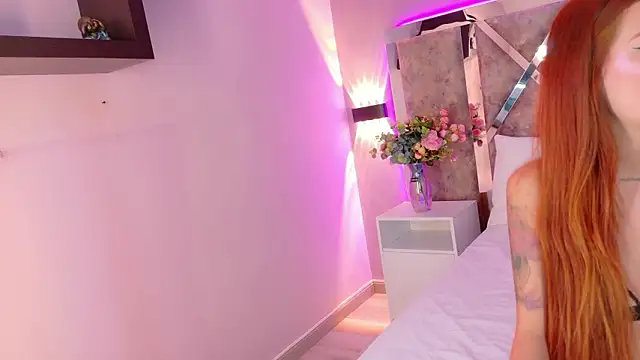 Chat +18 de LolaGray__ ao vivo