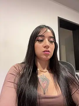 EmmyEvans1 Live XXX-Chat