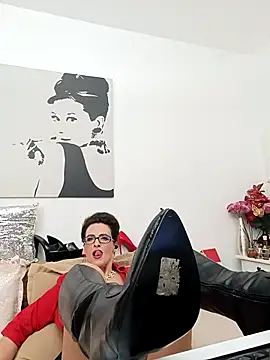 RebeccaNoble Live XXX-chat