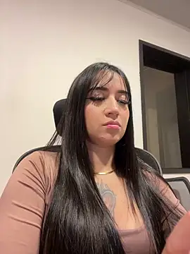 EmmyEvans1 Chat XXX in diretta