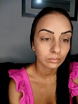 bbzinharosa's Live XXX Chat