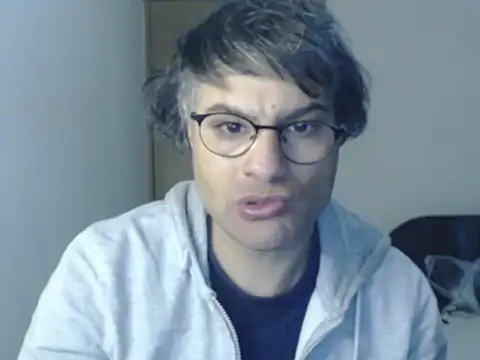 wildpussycat23 即時 XXX 聊天