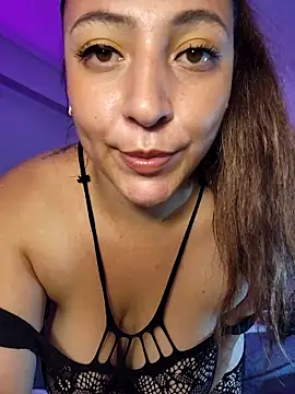 แชท XXX สดของ VickyHoult