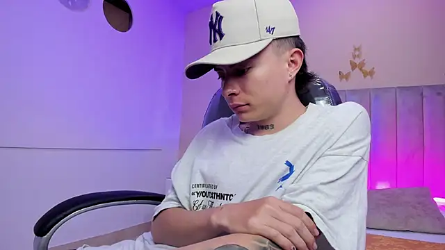 แชท XXX สดของ Nascary_Fox