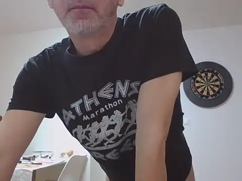 SilkenQuip Pertunjukan Webcam