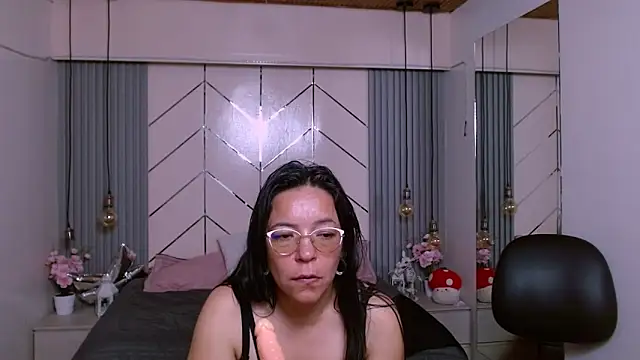 RubyThompson_ – webcam-show