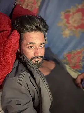 Fredship7890 现场XXX聊天