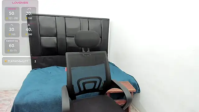 valeriabuterfly Show in webcam