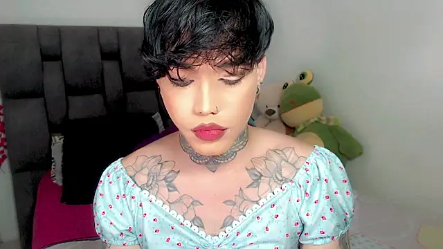 Chat XXX en directo de little_star_porn