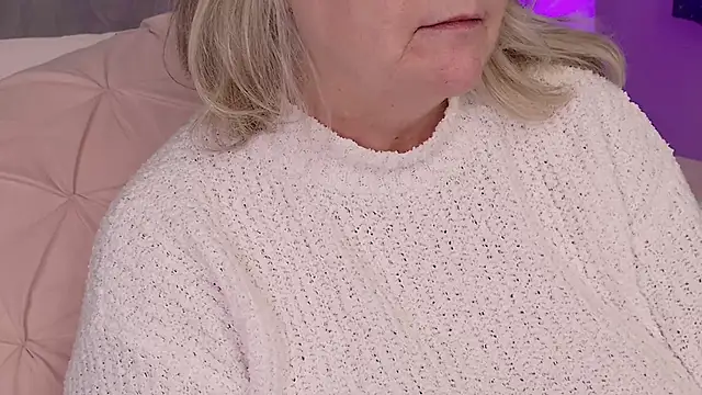 Kaitlyn_Winters: вебкам-шоу