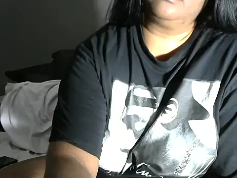 PUNANI_TSUNAMI79 Live XXX Chat