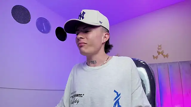 Nascary_Fox's Live XXX Chat