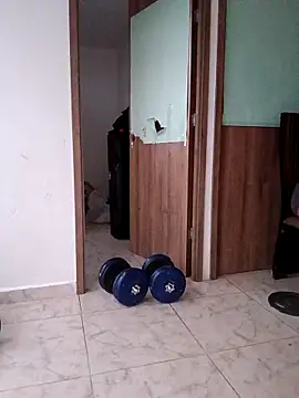 LEIRIS_Y_FRED_01 élő XXX-chatje