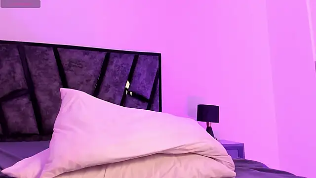 E_R_O_S_'s Webcam Show