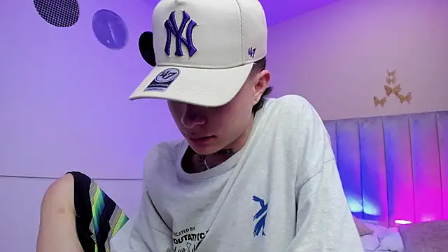 Nascary_FoxのライブXXXチャット