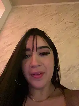 EmmyEvans1's Live XXX Chat