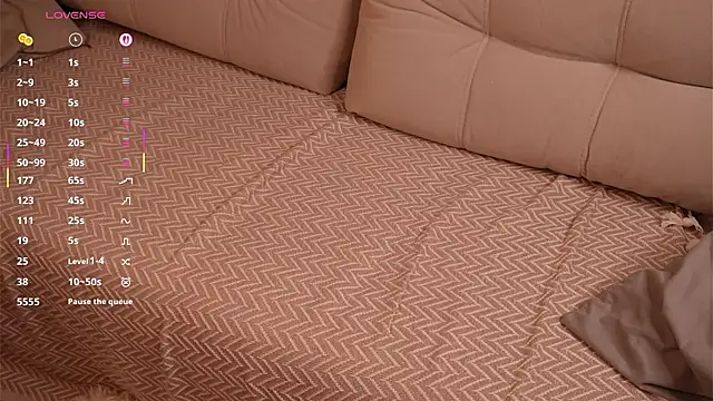 ElvaMell Chat XXX in diretta