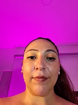 VickyHoult Live XXX Chat