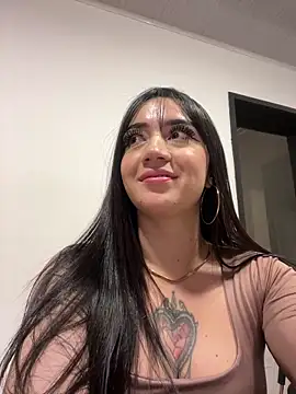 EmmyEvans1 라이브 XXX 채팅