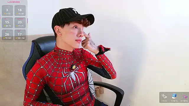 Tomy_Rox Live XXX Chat