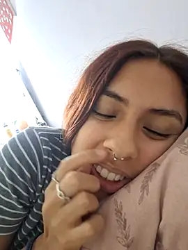 Kristal-Ambar Live XXX-Chat