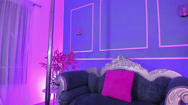 แชท XXX สดของ TaraTaylorr