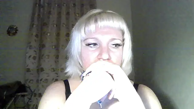 دردشة MeilomaWesa الجنسية المباشرة