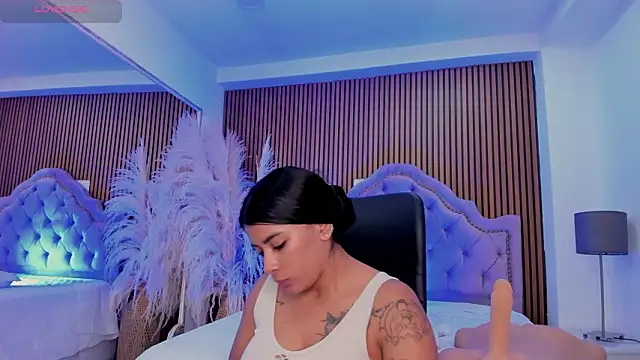 SelenaStonne 라이브 XXX 채팅