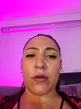 VickyHoult Chat XXX in diretta