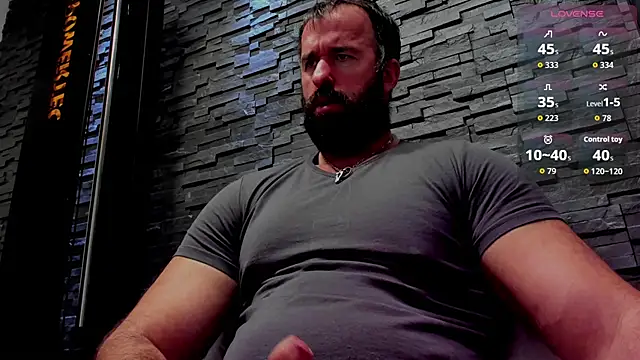 Онлайн чат XXX David_Big_Daddy