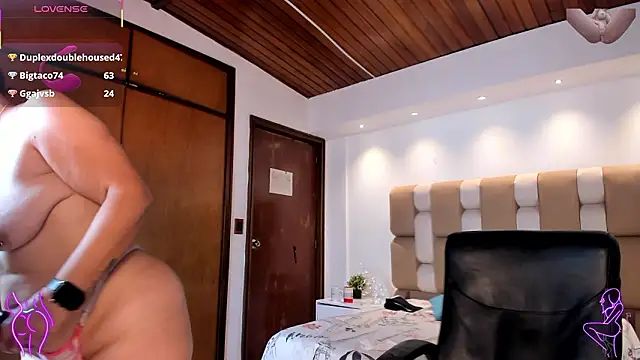 victoria_mooree Live XXX-chat