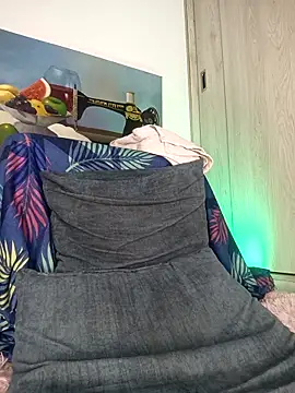 lovely_kittn Webbikameraesitys