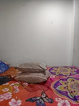 mialorents: онлайн-секс-чат