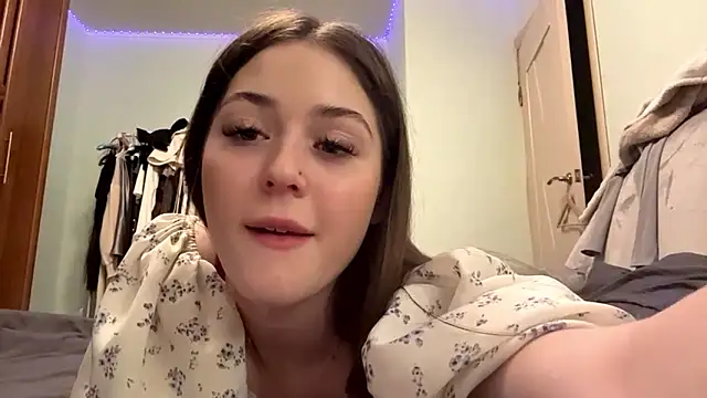 Živý XXX chat Adel_strongwoman