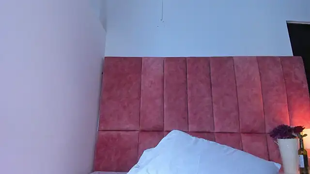 دردشة kittyy_milk_001 الجنسية المباشرة