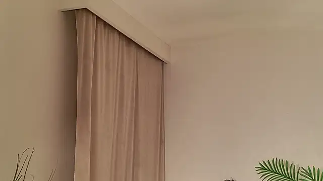 SiennaRosse 现场XXX聊天