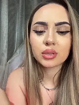 xCaprice Live XXX-Chat