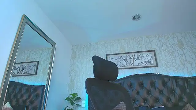 Lander_Cruz 现场XXX聊天