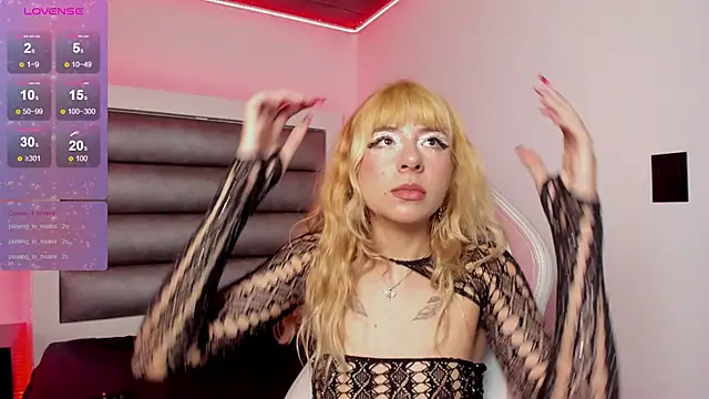 adhalee_js – Live XXX-chat