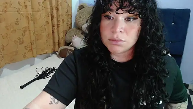 ANGELIQUE_KLANE: онлайн-секс-чат