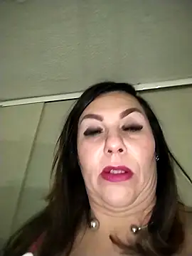 Myrnasexxx – Naživo XXX chat