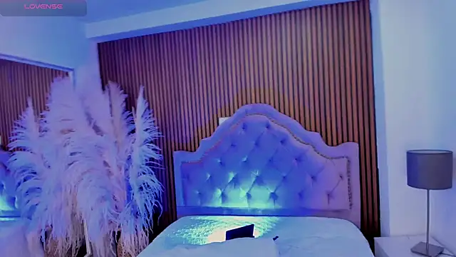 SelenaStonne: онлайн-секс-чат