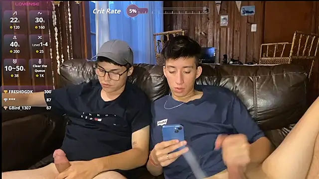 THESKYBOYS Adlı Modelin Canlı XXX Sohbeti