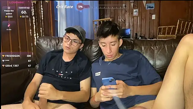 THESKYBOYS' Live XXX Chat