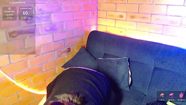 Roxy_f_w élő XXX-chatje